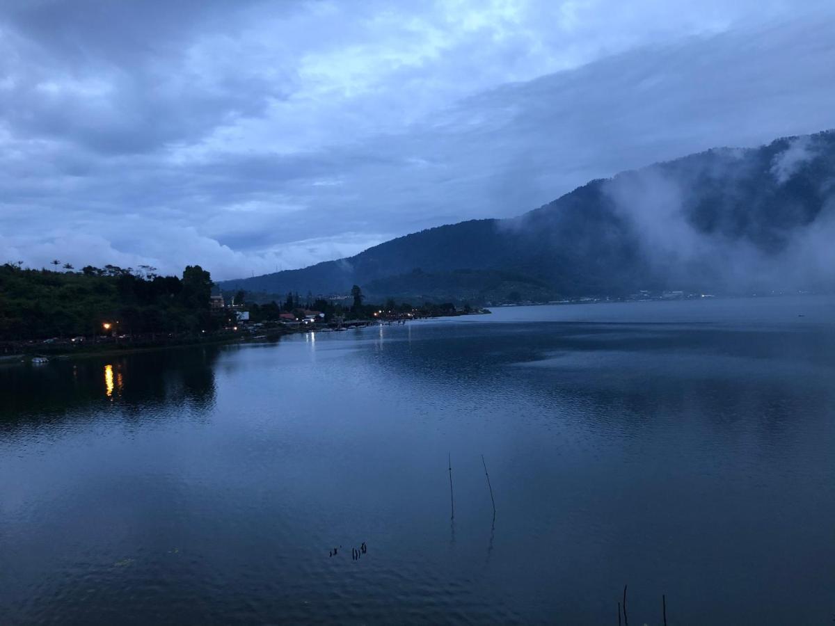 Buyan Lodge Lake View Villa 브두굴 외부 사진