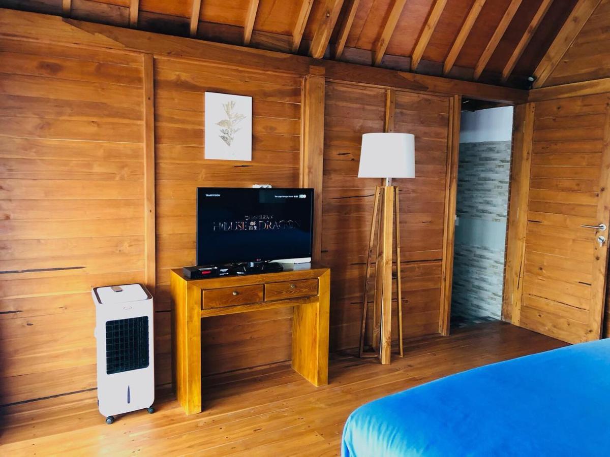 Buyan Lodge Lake View Villa 브두굴 외부 사진